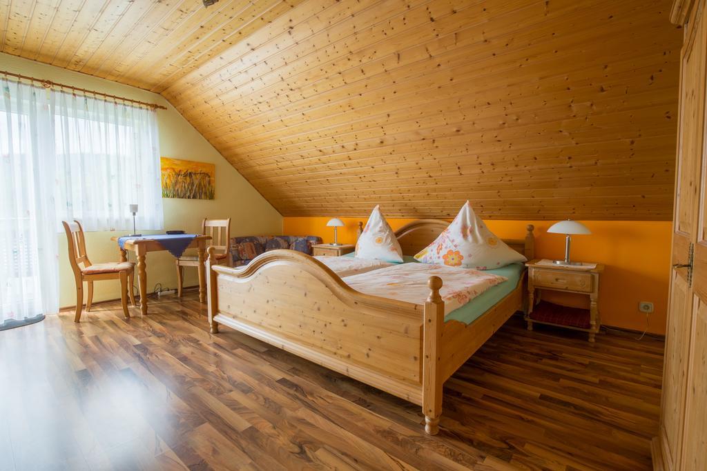 Gaestehaus Moni Jaeger Weyher Εξωτερικό φωτογραφία